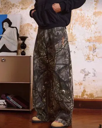 카모플라쥬 패턴 와이드 팬츠 사이즈 전개 있음