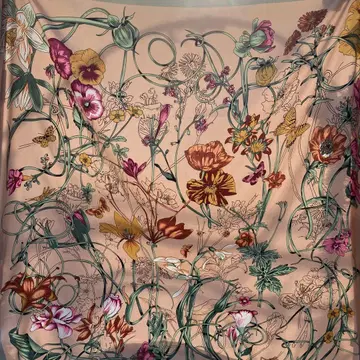 Silk100% ScarfFlower Print 1280 x 1280cm