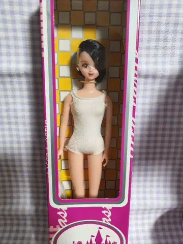 [ 미개봉 ] 2019년 벌스데이 모델 제니 리카짱 캐슬