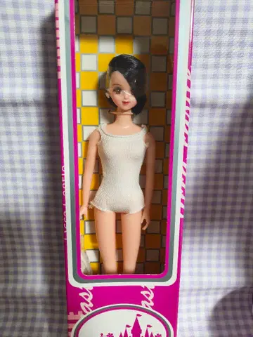 [ 미개봉 ] 2019년 벌스데이 모델 제니 리카짱 캐슬