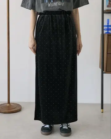 [ 새상품급 ] FREAKS STORE 라메 벨로아 스커트 블랙