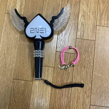 2NE1 초대 응원봉