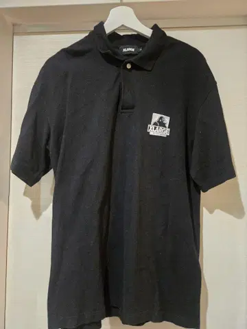 XLARGE 블랙 반팔 피케 셔츠