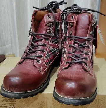 미사용 택 포함 가죽 체크 무늬 하이컷 부츠 빨간색 25cm