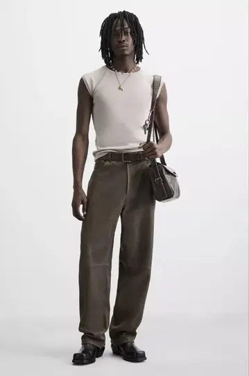 ZARA 체인 크로스 바디백