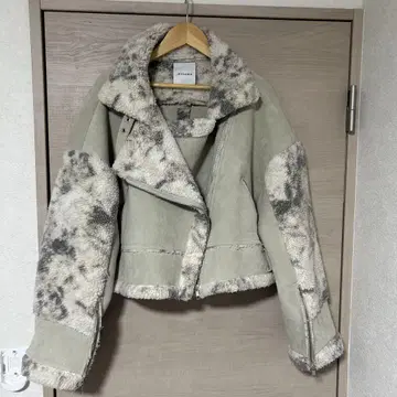 JEANASIS 무스탕 코트 F 사이즈 그레이 계열