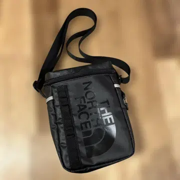THE NORTH FACE 블랙 숄더백