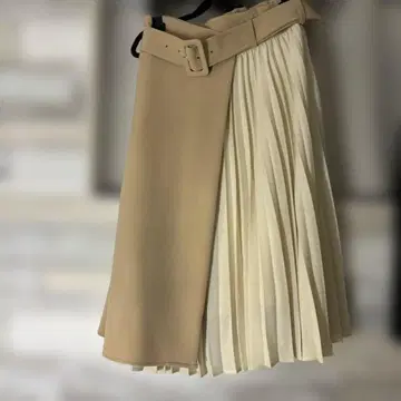 앙데팡당 38 사이즈 베이지 스커트
