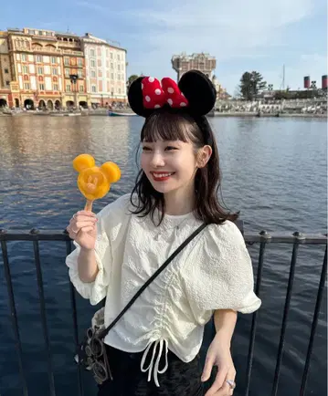 hinari 셔링 리본 블라우스 아이보리 즉시 구매