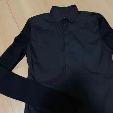 새상품급 엠포리오 아르마니 이소재 셔츠 블랙 38 블랙