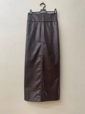 하이웨스트 가죽 타이트 스커트