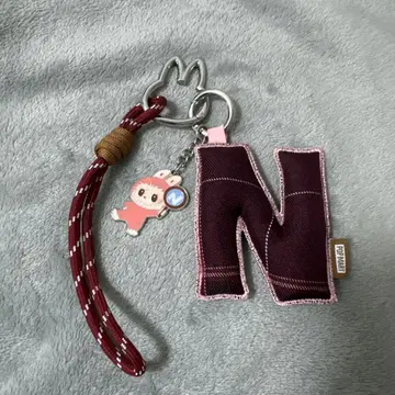 THE MONSTERS Pin for Love 알파벳 N 스트랩