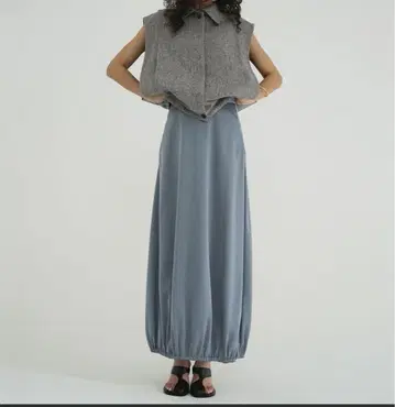 CLANE 클라네 SATIN BALLOON SKIRT