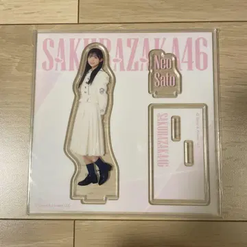 로손 사쿠라자카 복권 아크릴 스탠드 사토 마나오