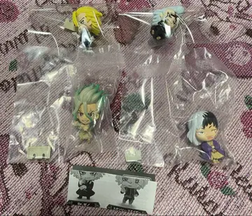 Dr.STONE 캡슐 피규어 컬렉션 4세트