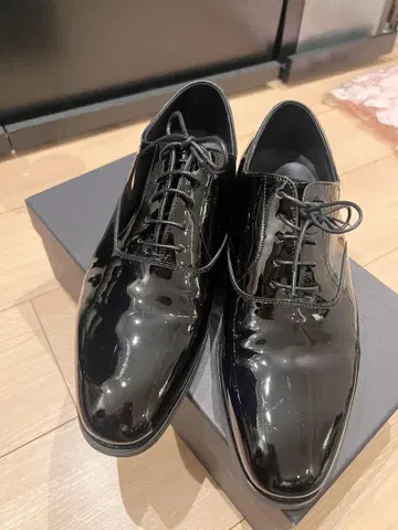 TREAT 에나멜 신발 7호