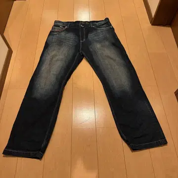 칼 카니 다크 블루 스트레이트 청바지 40