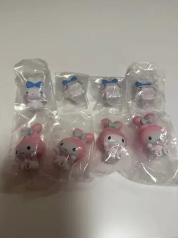 산리오 캐릭터즈 변신 토끼 피규어