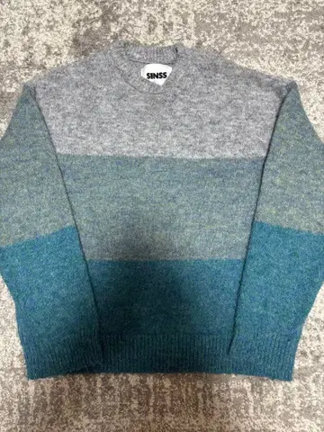 SINSS 24AW 보더 그라데이션 니트