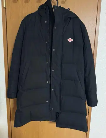 BEAMS 별주 단톤 다운 자켓 블랙