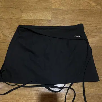 CRANK Ribbon slit skirt pants_black