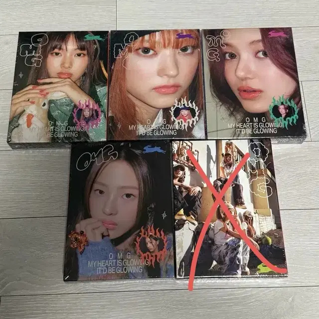 뉴진스 omg 오엠지 미개봉앨범양도합니다