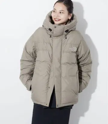 THE NORTH FACE 후드 부착 다운 자켓 M 사이즈 베이지