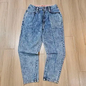 80s~90s? 일본제 케미컬 워시 테이퍼드 데님 팬츠