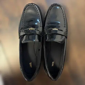 ZARA 블랙 로퍼 합성 피혁 38