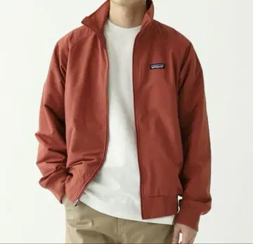 patagonia 배기 자켓 빨간색 M