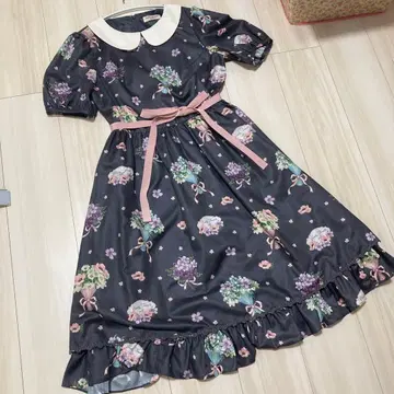 Emily Temple cute 플라워 부케 꽃무늬 원피스 에미큐