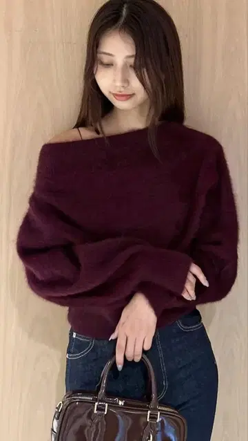 폭스 알파카 오프숄더 풀오버 스나이델