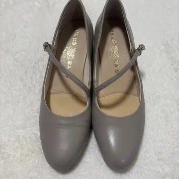그레이 스트랩 펌프스 23.0cm
