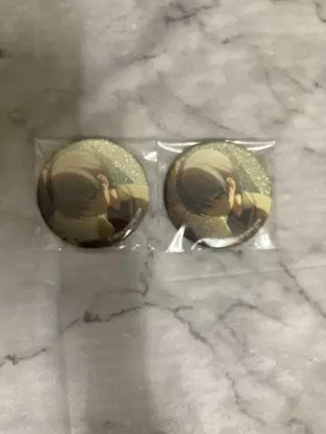 프로세카 글리터 캔뱃지 아오야기 토야