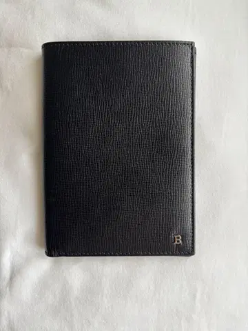 BALLY 블랙 가죽 여권 케이스 미사용
