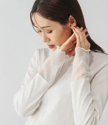 택 포함 새상품 Beautee 시어 절개 긴팔/587687