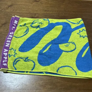 Mrs. GREEN APPLE 전인미도와 로와지르 타월