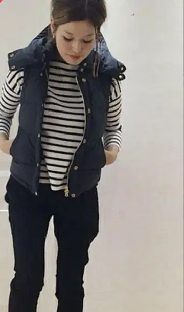 두지엠 클라세 콜라보 x STAMMBAUM 다운 베스트