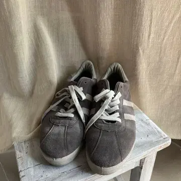 그라프 페이퍼 리프로덕션 오브 파운드 신발 그레이 41 24aw