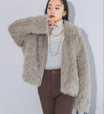 JEANASIS 지나시스 믹스 컬러 퍼 블루종 베이지