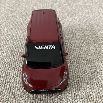 도요타 Sienta 빨간색 미니카