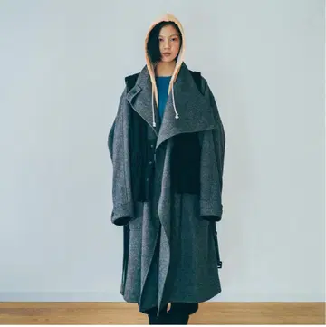 ESSAY (에세이): Gurkha Coat (구르카 코트)