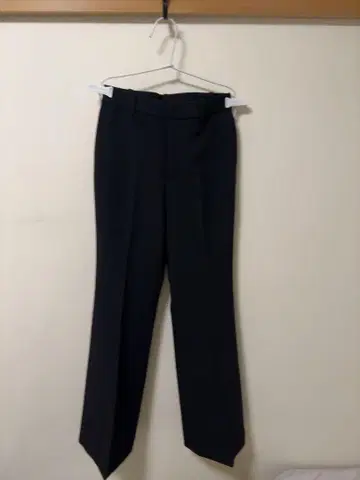 미사용 새상품 UNIQLO 스마트 플레어 팬츠 XS 블랙