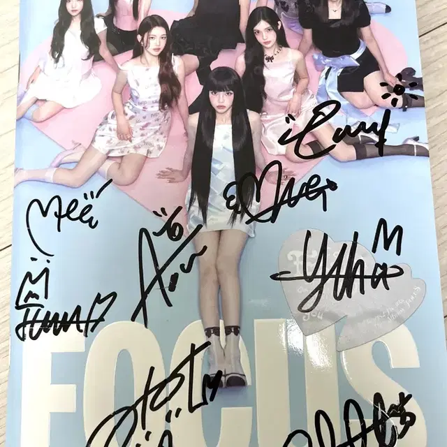 하츠투하츠 친필 사인 앨범 Hearts2Hearts