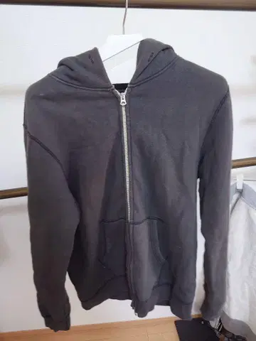 BARNS OUTIFITTERS 다크 그레이 후드티 L 사이즈