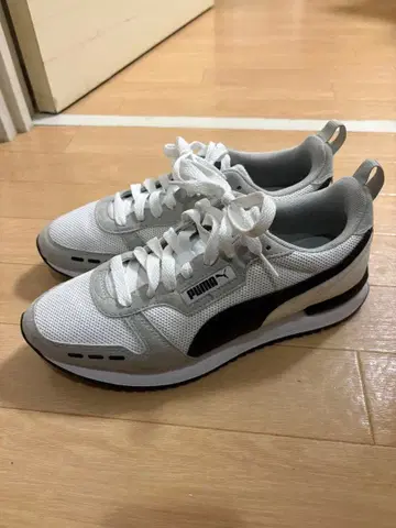 PUMA 스니커즈 화이트/블랙