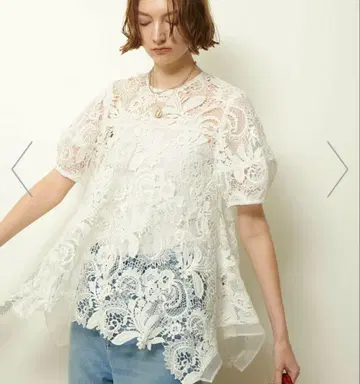 [ 미사용 새상품 ] 알아바일 코드 레이스 블라우스 블랙