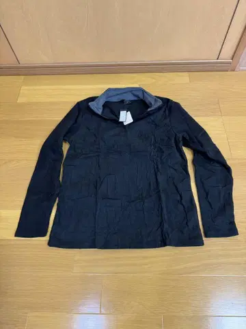 ARONA 블랙 긴팔 티셔츠 M