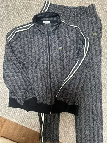 XL 라코스테 모노그램 자카드 트랙 자켓 저지 블랙