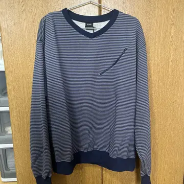 미사용 새상품 PWA HEAVY KANOKO V-NECK P/O